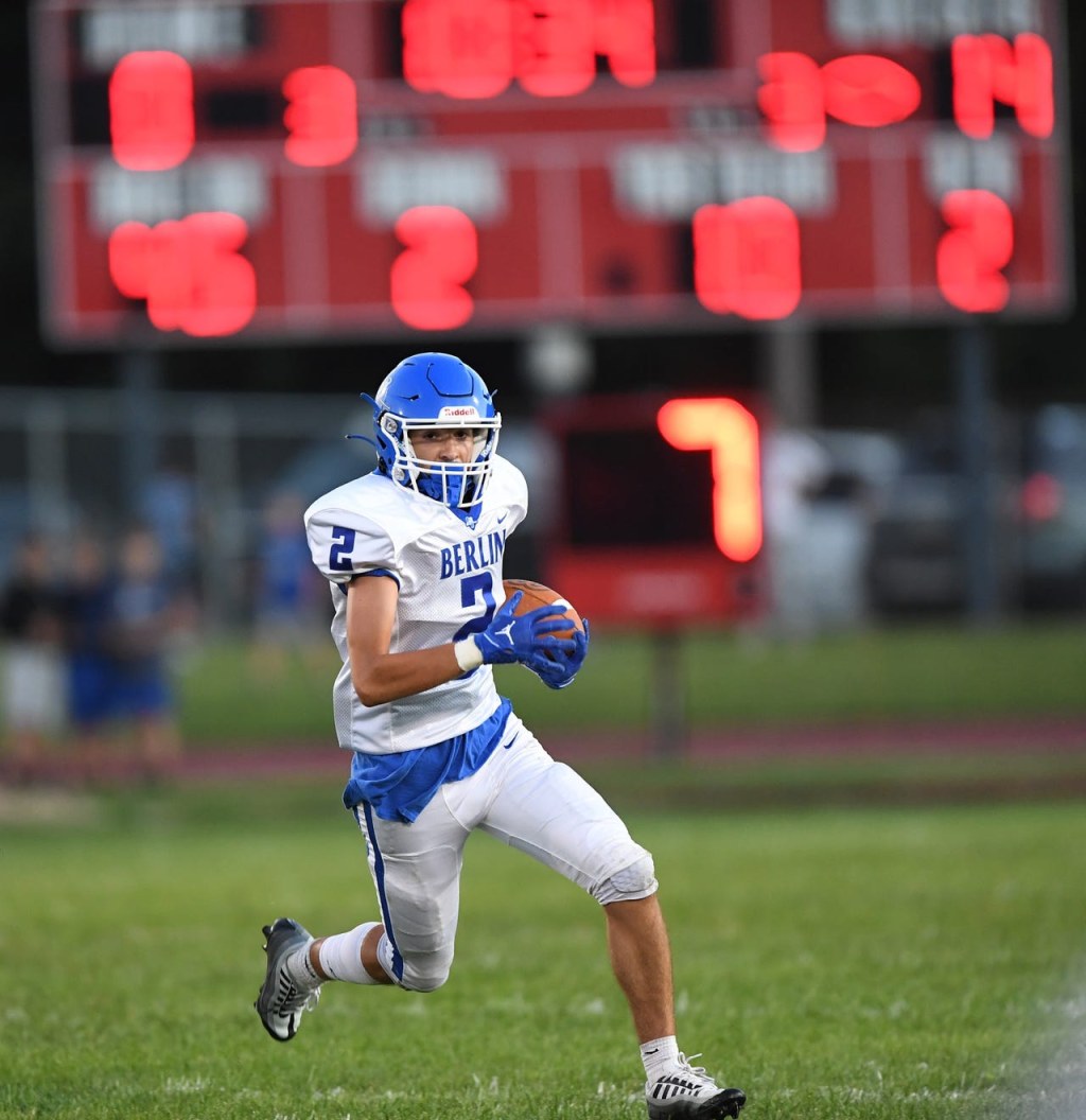 Picture of: Berlin Brothersvalley runs past Meyersdale