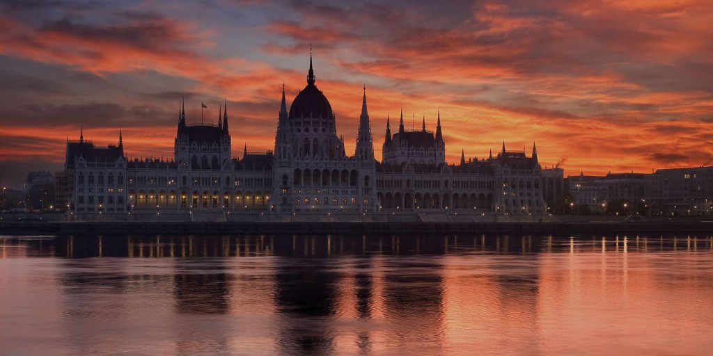 Picture of: Berlin, Prague, Krakow, and Budapest  EF Educational Tours