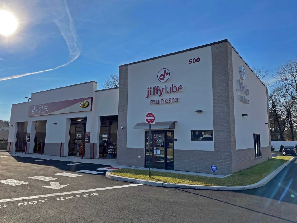 Picture of: Jiffy Lube, West Berlin, NJ  Old Forge Builders