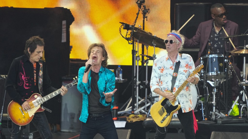Picture of: Rolling Stones beenden “Sixty”-Tour in Berlin mit Hit-Kanonade